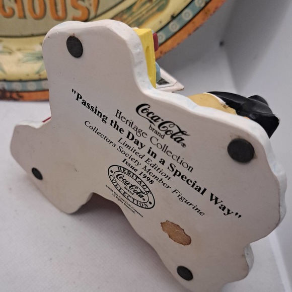 Vintage Coca Cola Ceramic Figurines & Tray Plus Twirling Coca Cola PolarBear and - Picture 8 of 10